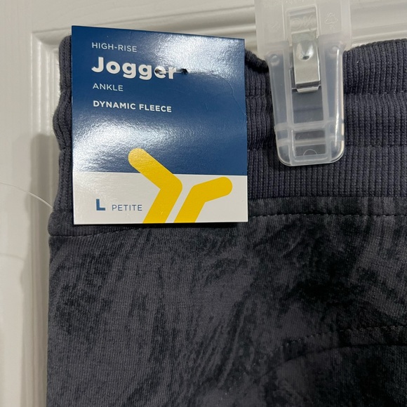 NWT Old Navy High-Rise Jogger Large Petite - Picture 3 of 6